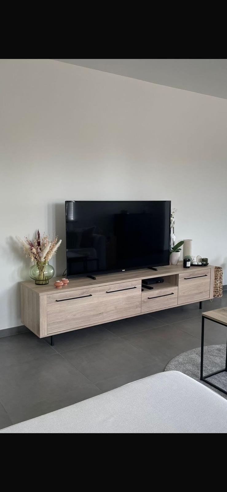 tv kadt, Huis en Inrichting, Ophalen, Zo goed als nieuw