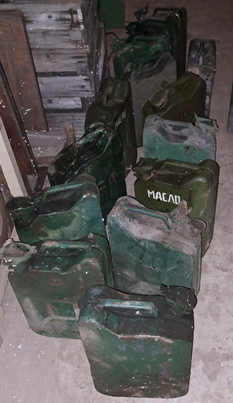 Jerrycans oude Jerrycans decoratie, Enlèvement