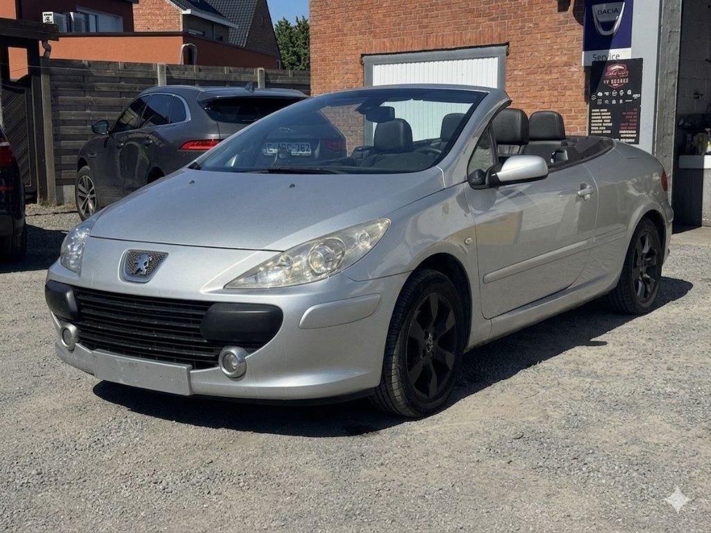Peugeot 307 CC 2.0 Benzine Automaat 2006 174.000 km, Auto's, Peugeot, 1998 cc, Zwart, 4 cilinders, Cabriolet