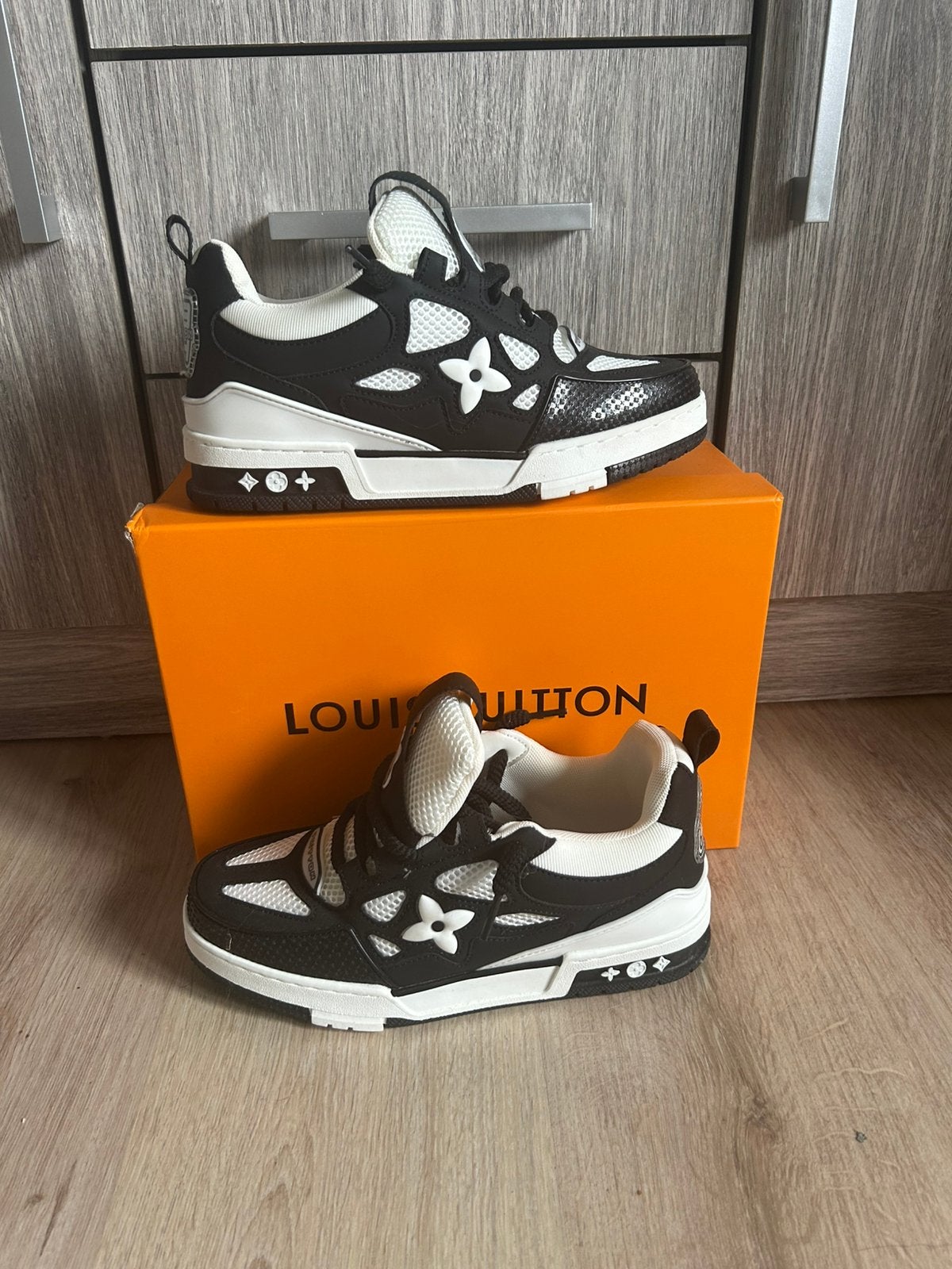 Louis vuitton skate, Neuf, Enlèvement ou Envoi, Baskets, Noir