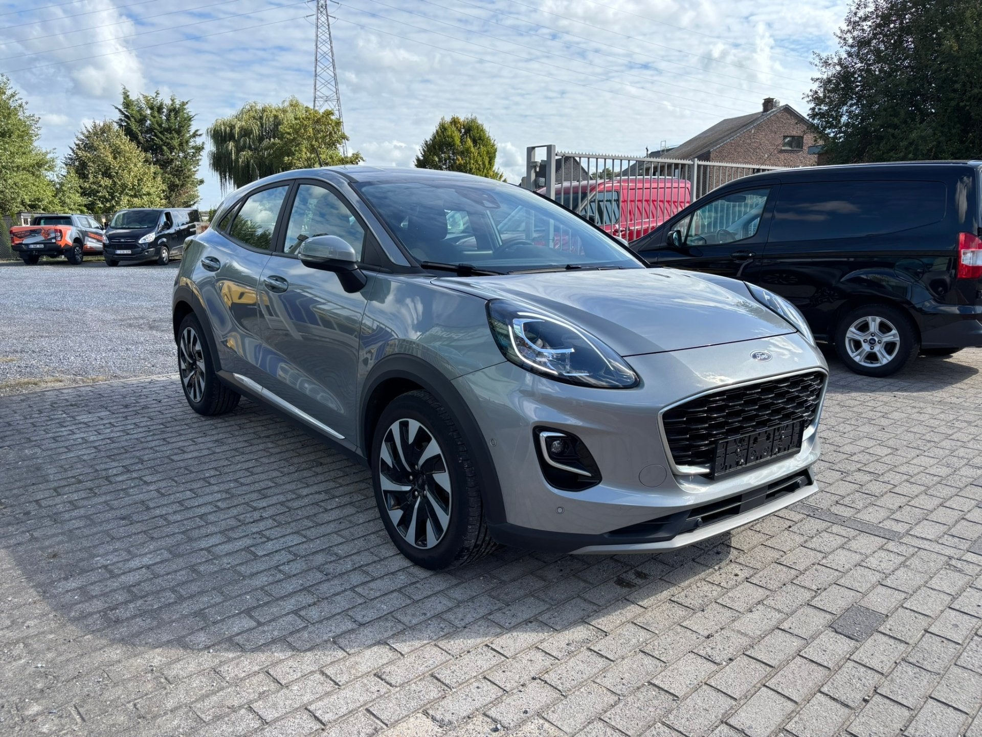 Ford Puma TITANIUM AUTOMAAT (bj 2023), Auto's, Automaat, https://public.car-pass.be/vhr/8025e49c-b91a-44dd-b4a4-35879e723555, Stof