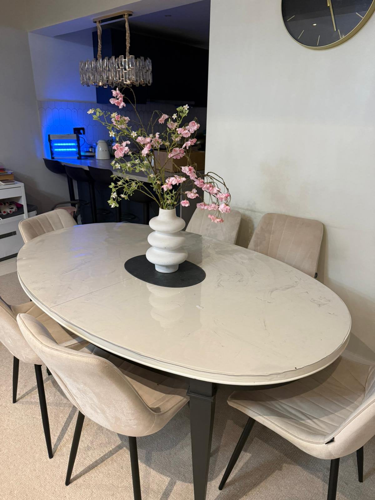 Uittrekbare eet tafel, Huis en Inrichting, Tafels | Eettafels, Ophalen, Zo goed als nieuw, Vijf personen of meer, Modern