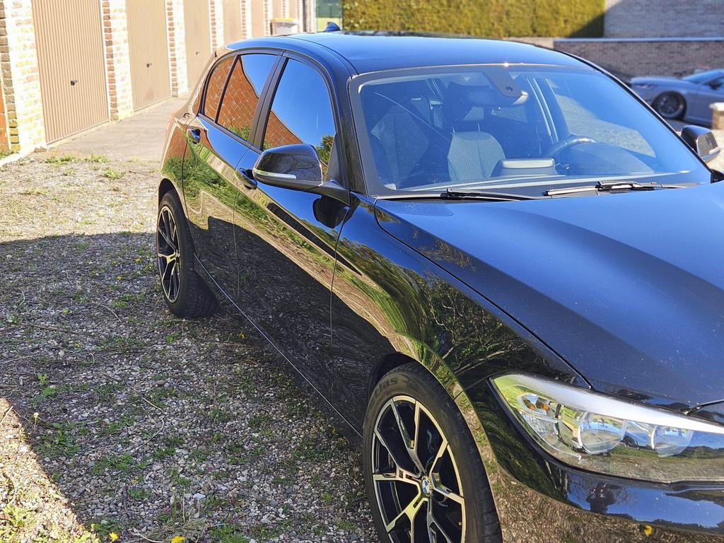 Bmw 114d 1.5 diesel, Autos, Achat, Boîte manuelle, Noir, 5 portes