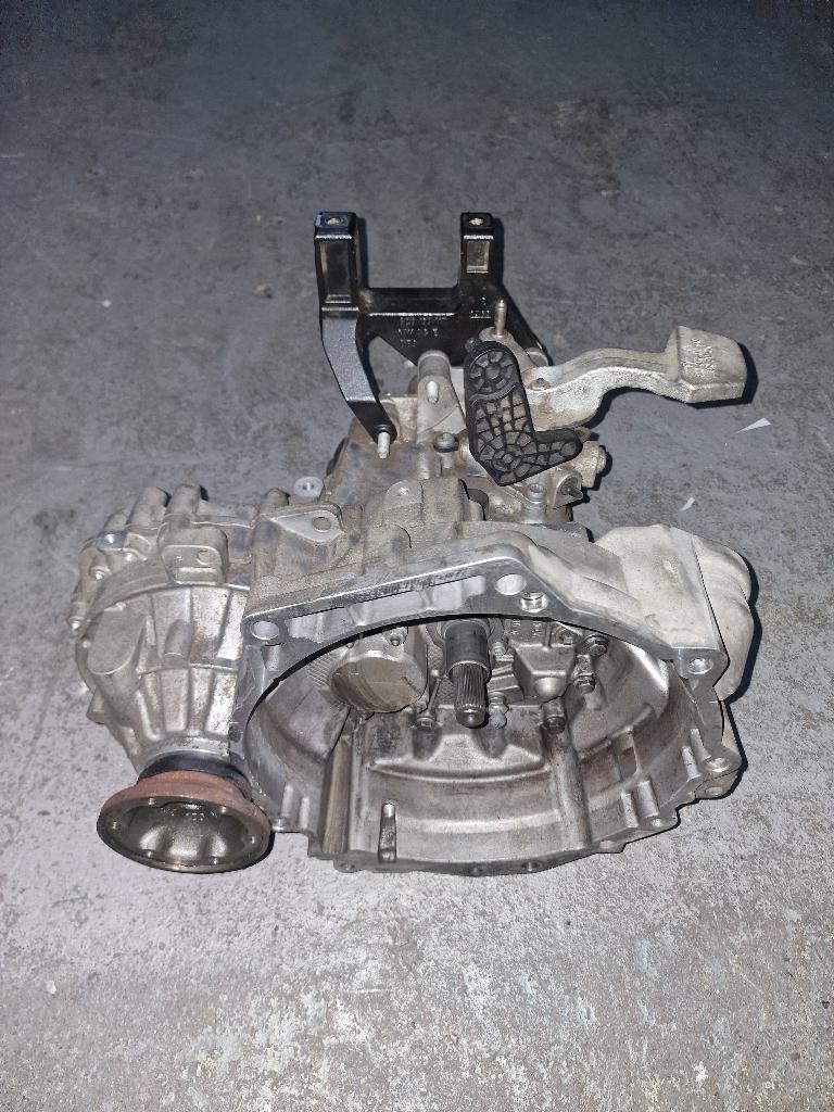 Versnellingsbak Volkswagen Polo V 1.4 TDI BlueMotiion 2014, Auto-onderdelen, Ophalen of Verzenden, Volkswagen