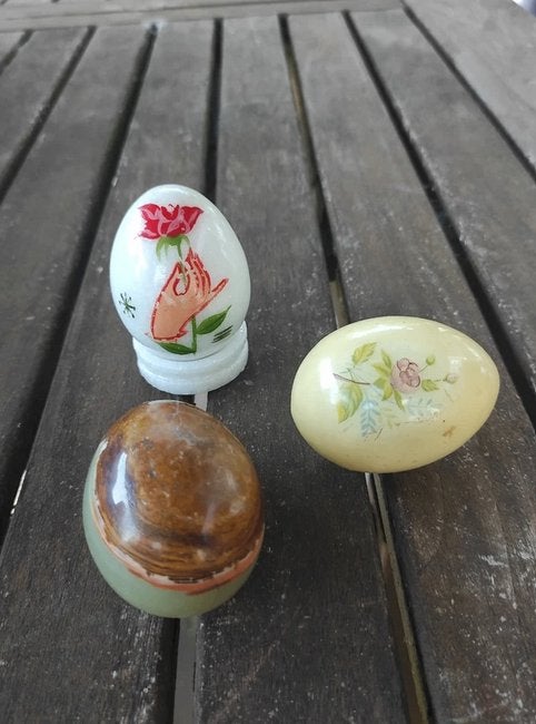 3 marmeren eieren decoratie met voet bloemen, Ophalen