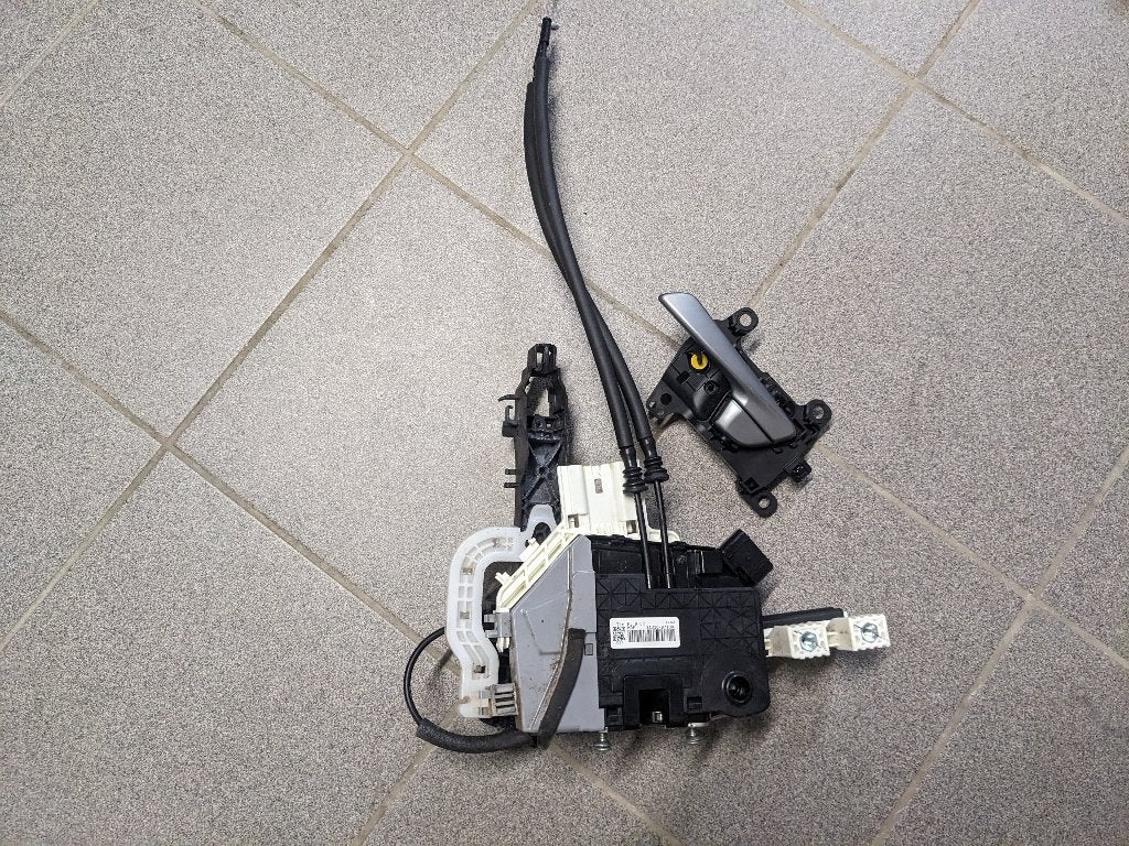 deurslot mechaniek links voor hyundai tucson TLE 2015-2020, Ophalen, Voor, Hyundai