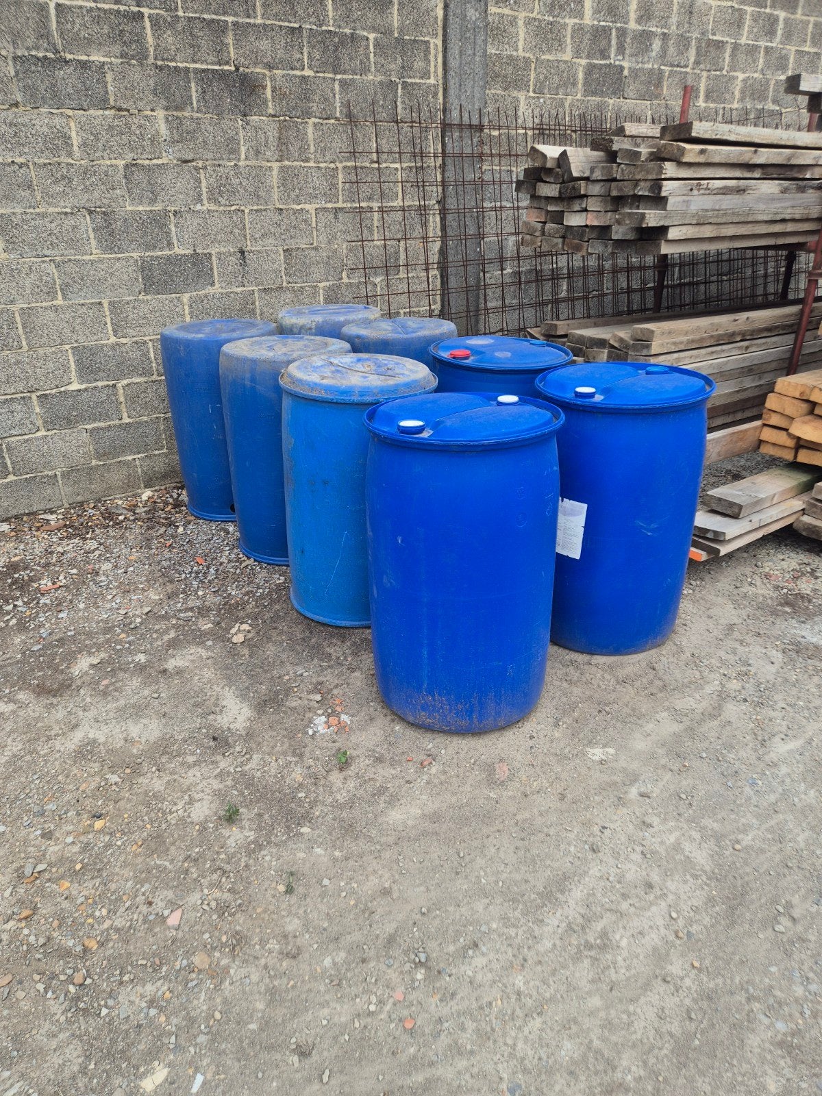 Watertonnen 200L, Tuin en Terras, Regentonnen, 150 liter of meer, Ophalen, Gebruikt, Kunststof