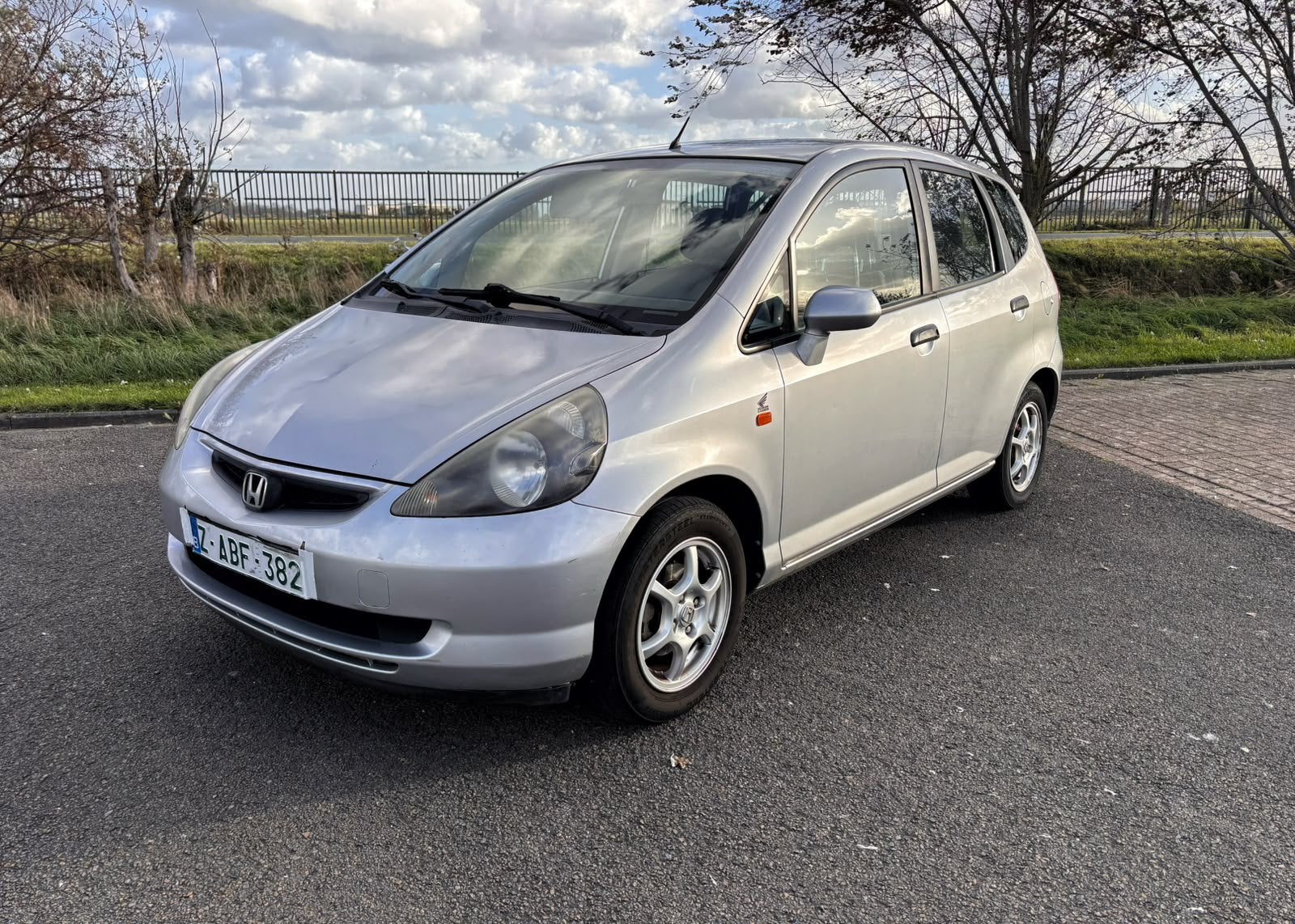 Honda Jazz | 1.4 Benzine | Gekeurd voor verkoop + 2j geldig, Auto's, https://public.car-pass.be/verify/6515-2106-4592#, Bedrijf