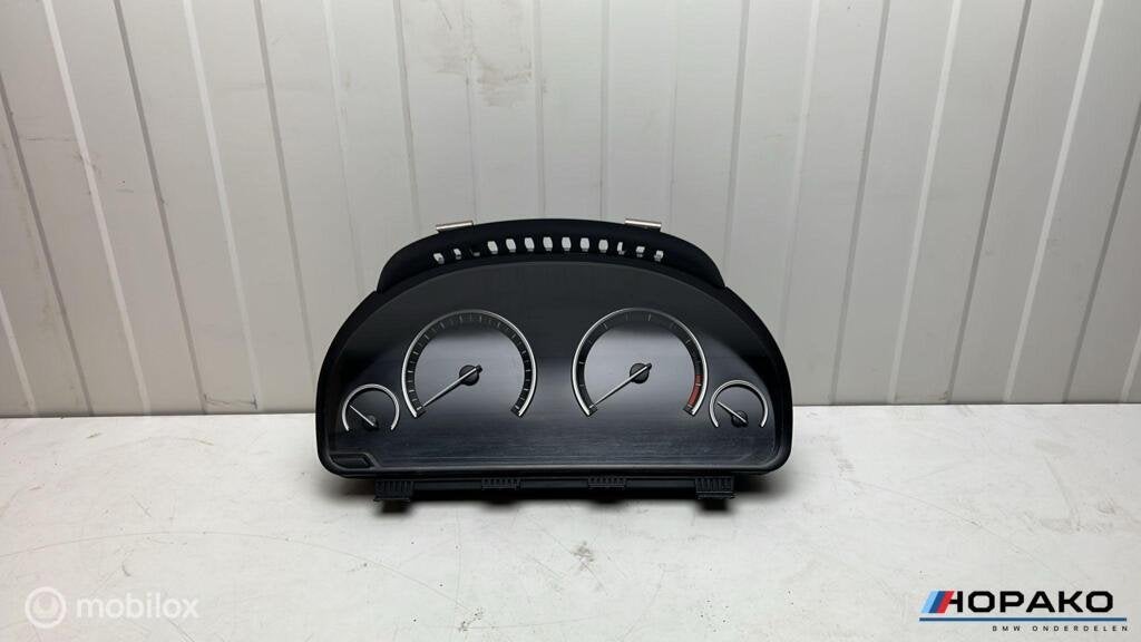 Tellerbak digitaal BMW 5 serie F10 F11 F07 | 62109265158, Gebruikt, Einsteinlaan 5 rijswijk, Bmw, Ophalen of Verzenden