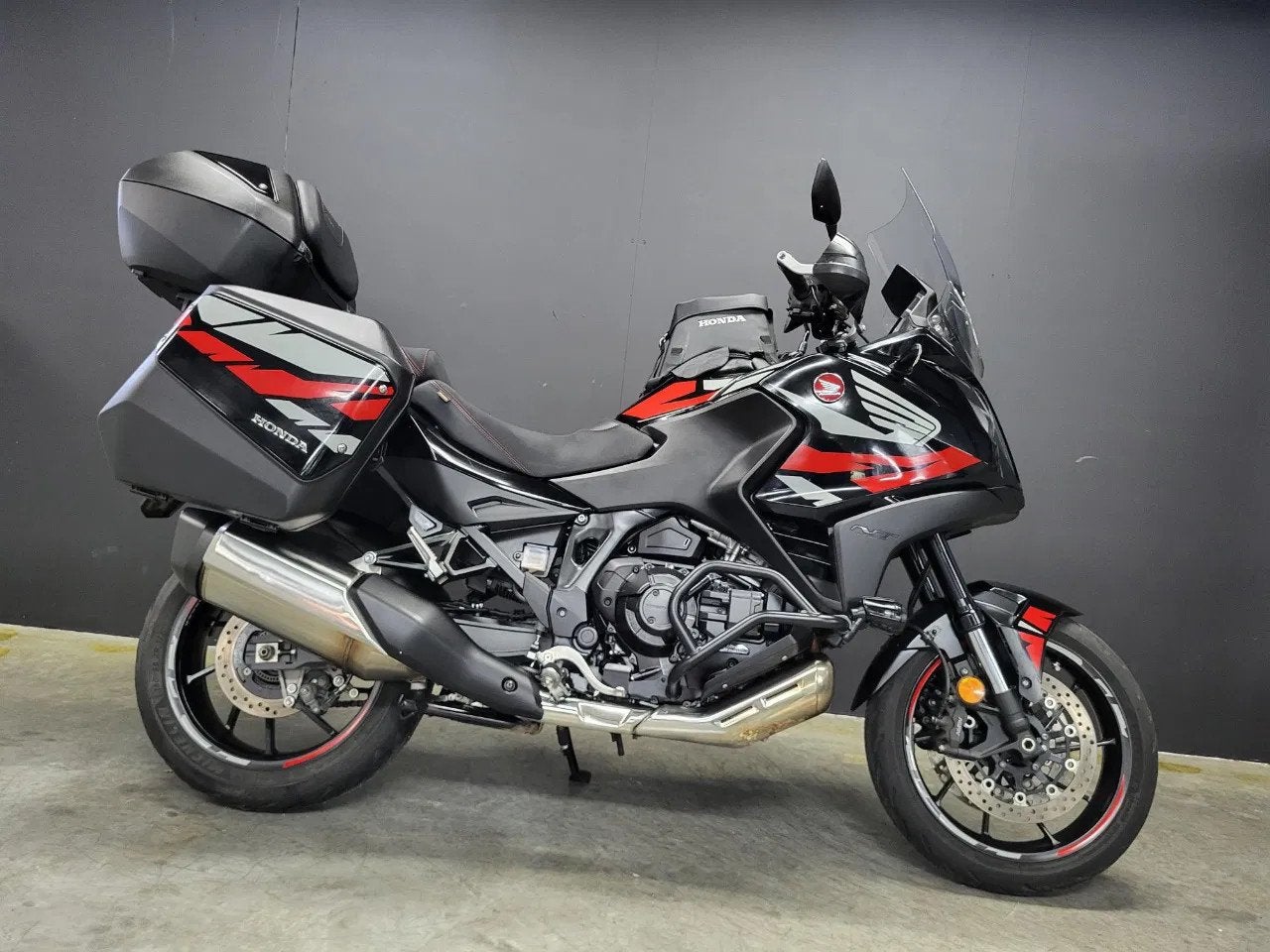 Honda NT 1100 (DCT) heerlijke automatische alleskunner, Motoren, Bedrijf, Meer dan 35 kW, Overig, 1100 cc