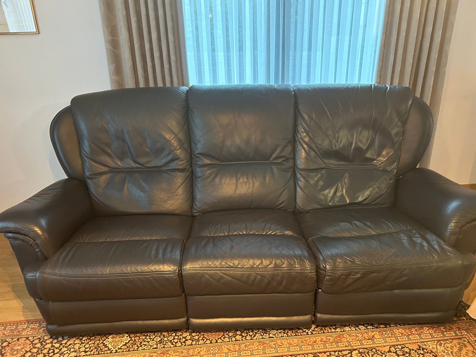 Lederen salon met relax, Huis en Inrichting, Ophalen, Gebruikt, 100 tot 125 cm, 300 cm of meer