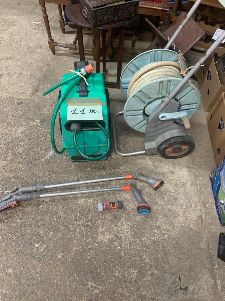 2 waterdarmen met slangenwagen Gardena wandslangenbox 40€/st, Ophalen of Verzenden, Zo goed als nieuw