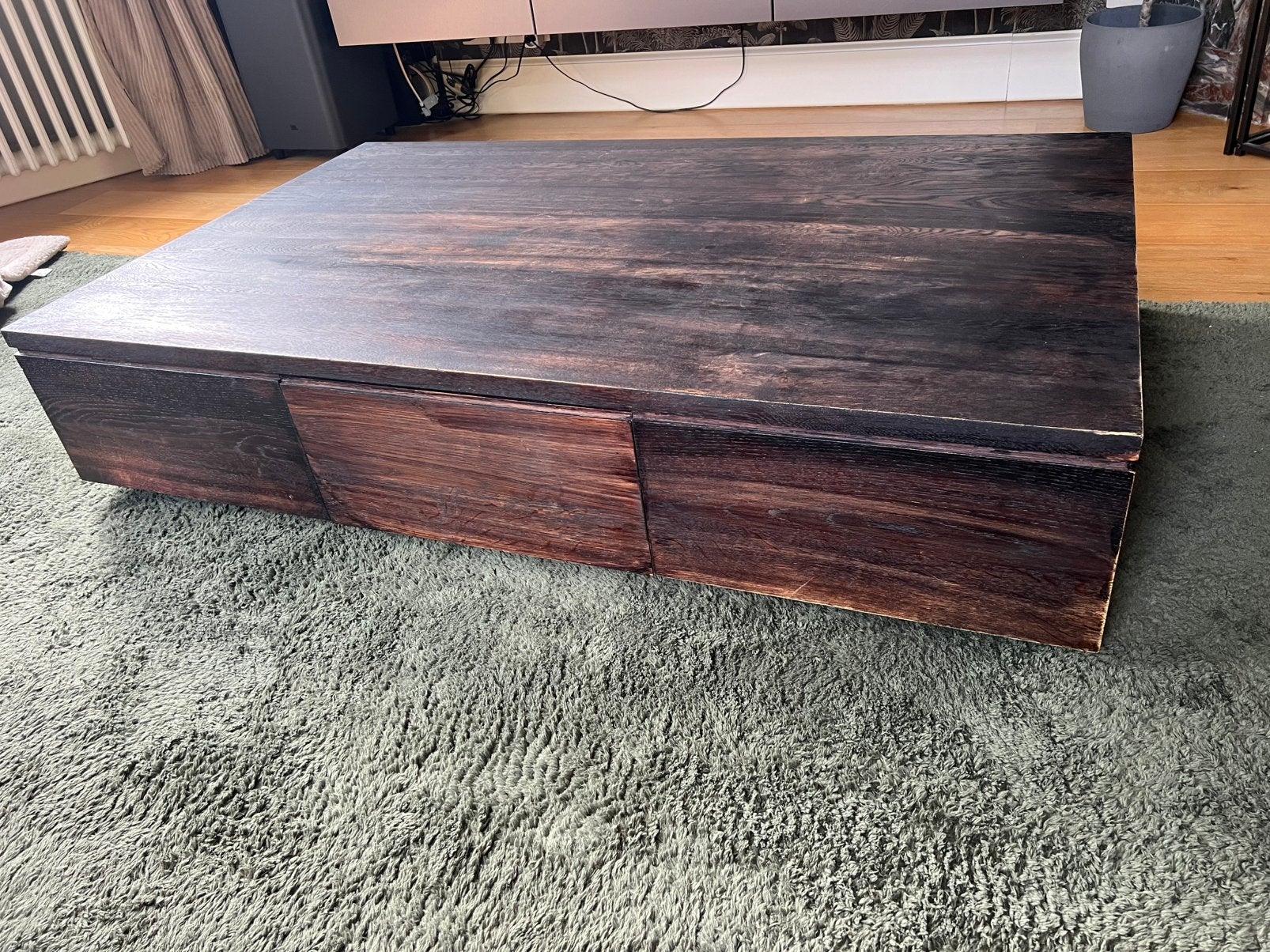 Table basse teintée foncée, 100 à 150 cm, Enlèvement, Utilisé, 50 à 100 cm