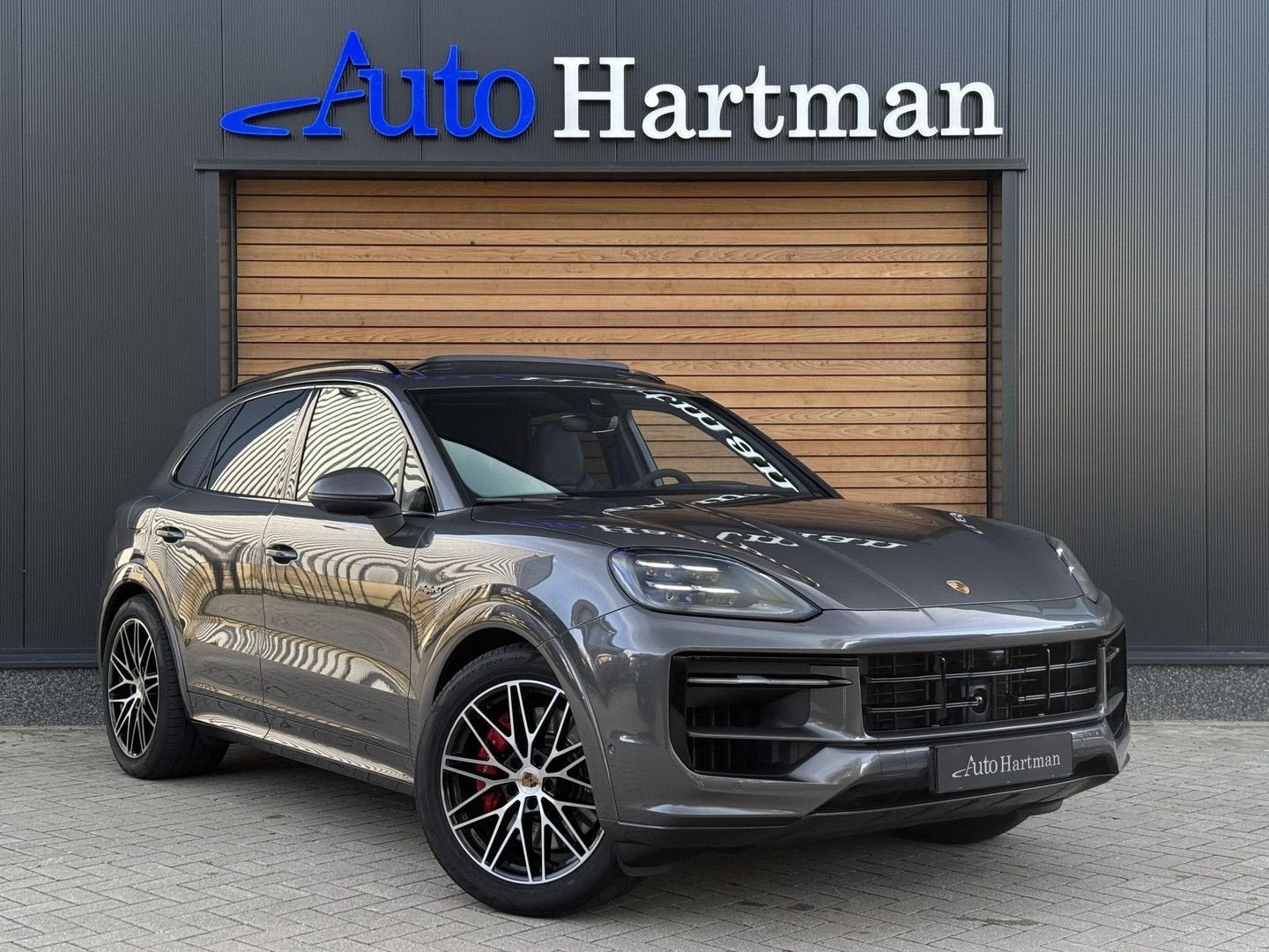 Porsche Cayenne 3.0 S E-Hybrid 4W-BESTURING|PASSENGER-DISPLA, Achat, Assistance au freinage d'urgence, Entreprise, Carnet d'entretien