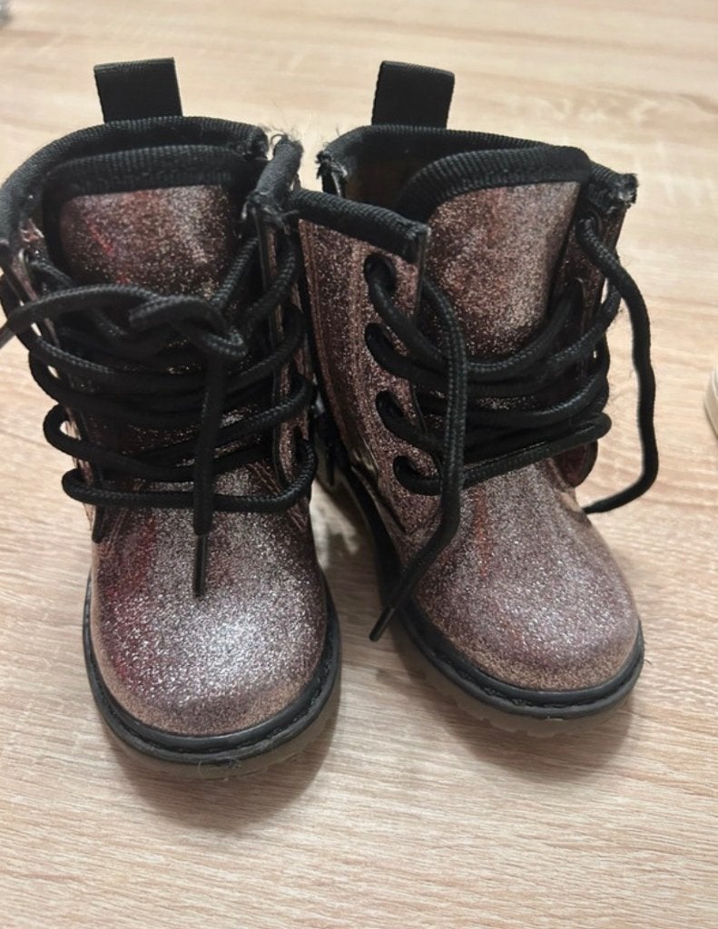 Meisjes botjes, Kinderen en Baby's, Kinderkleding | Schoenen en Sokken, Gebruikt, Meisje, Ophalen of Verzenden, Laarzen