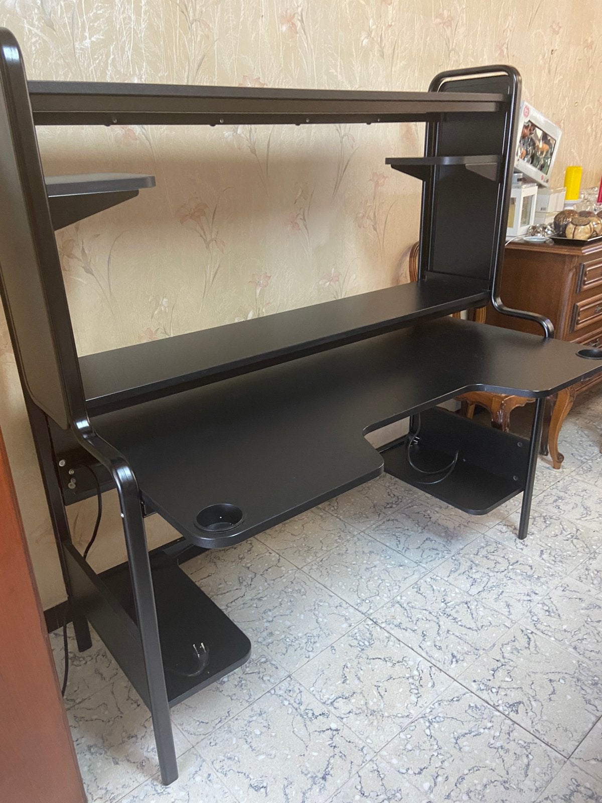 BUREAU IKEA FREDDE, Enlèvement, Utilisé