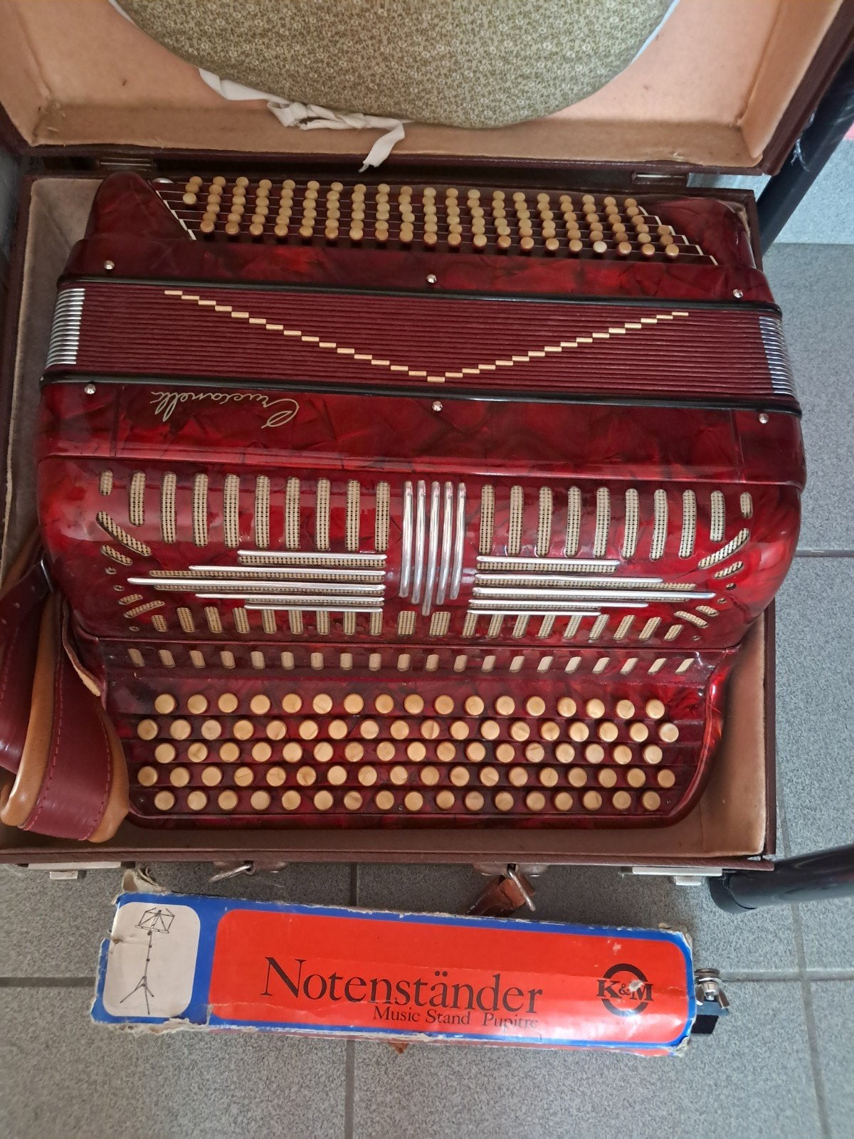 zeer mooie accordeon, Musique & Instruments, Enlèvement, Comme neuf, Accordéon à boutons