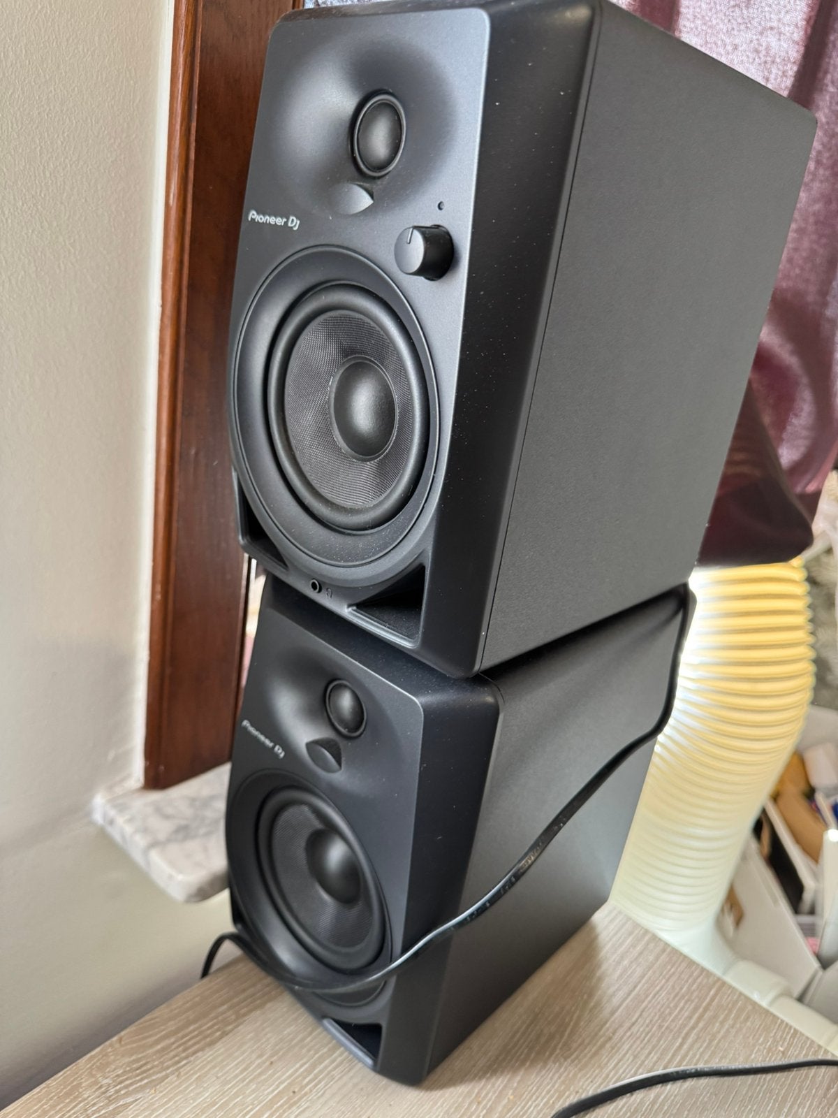 Pioneer dj dm-40, Audio, Tv en Foto, Luidsprekerboxen, Zo goed als nieuw, Front, Rear of Stereo speakers, Minder dan 60 watt, Overige merken