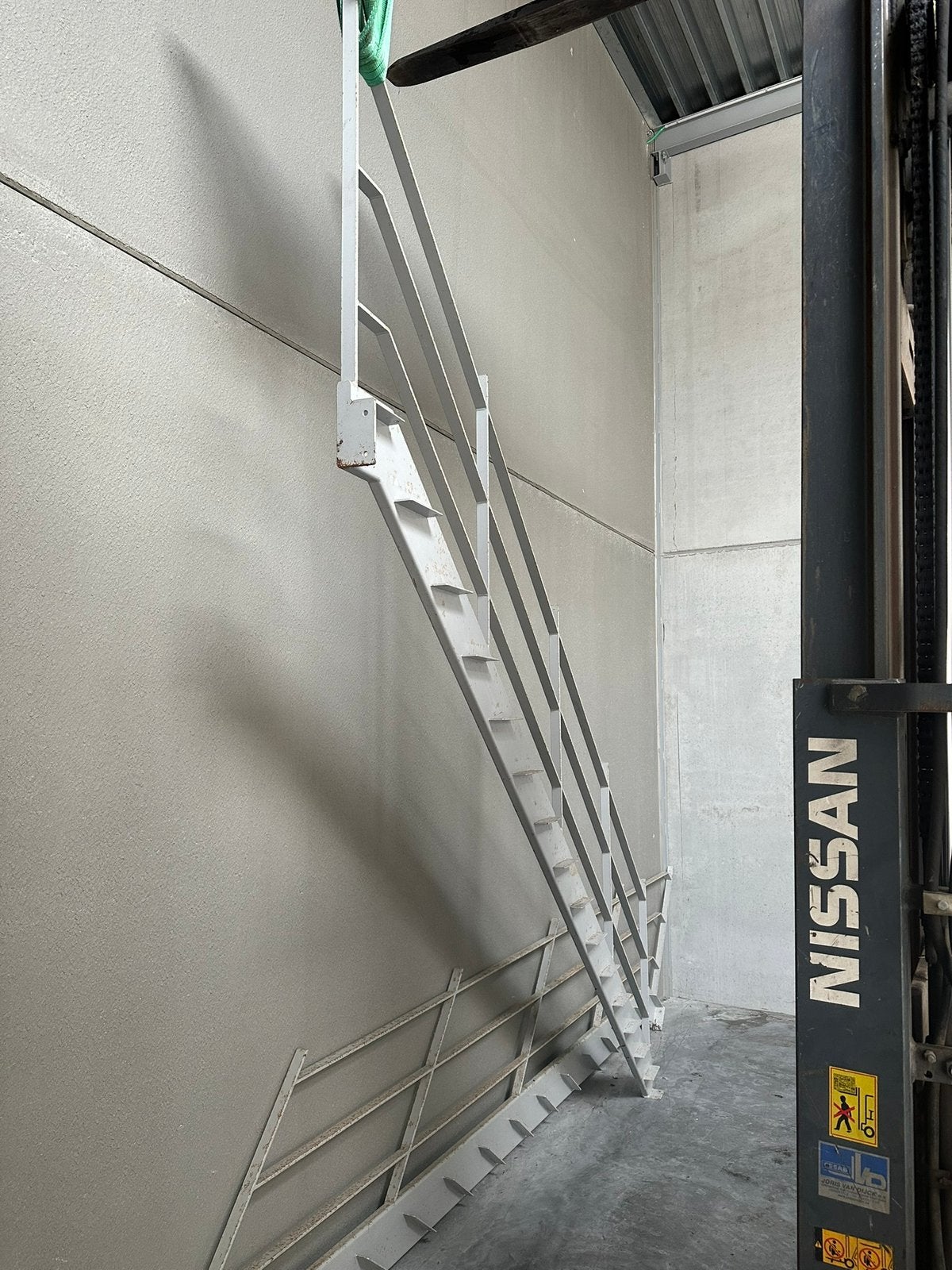 Escalier, Articles professionnels, Enlèvement