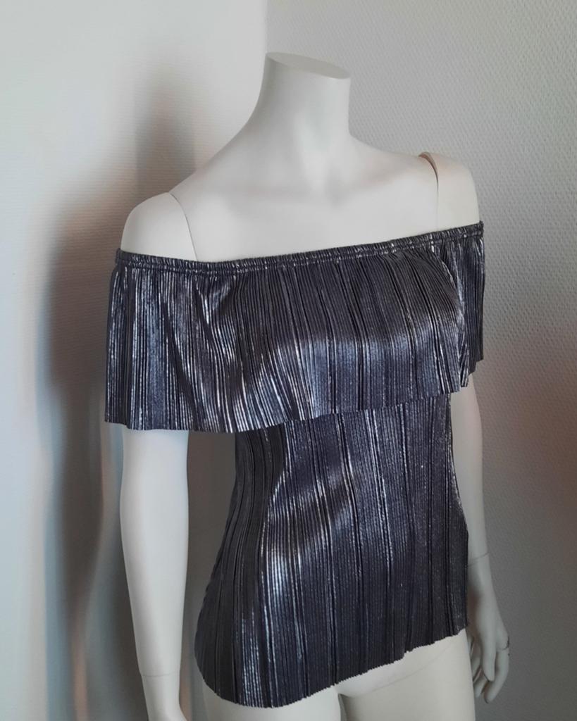 Trend One Young off shoulder topje "S", Kleding | Dames, Gelegenheidskleding, Trend One Young, Ophalen of Verzenden, Zo goed als nieuw