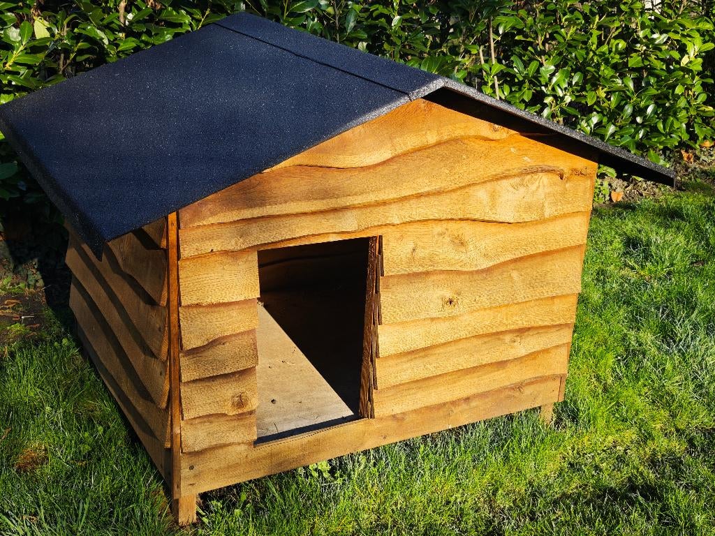 Niche grand chien Artisanale, Animaux & Accessoires, Enlèvement, Utilisé