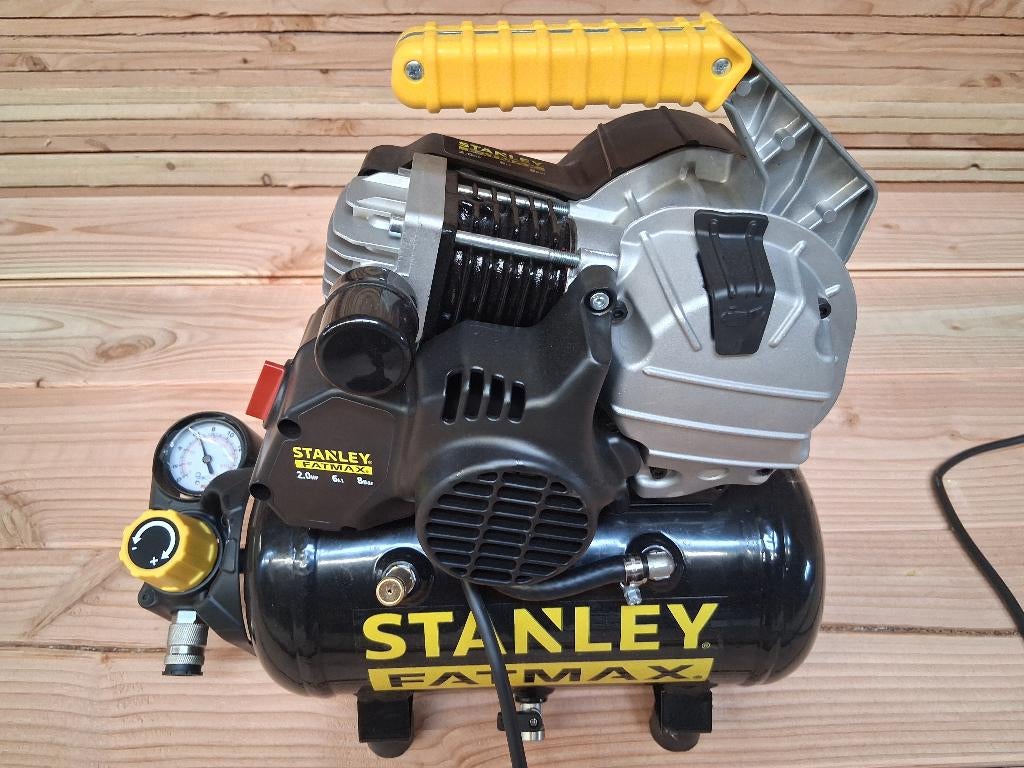 Compressor Stanley, 6 tot 10 bar, Nieuw, Ophalen of Verzenden, Minder dan 200 liter/min