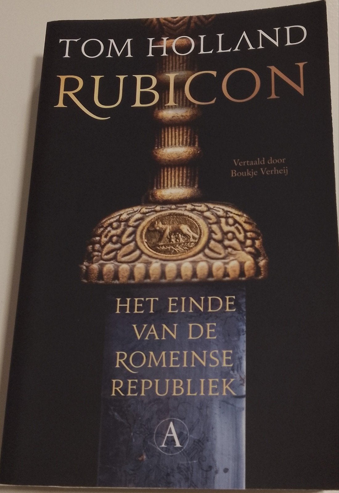Tom Holland - Rubicon, Enlèvement ou Envoi, Tom Holland