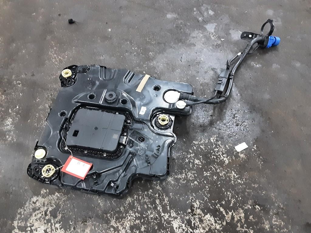 ADBLUE TANK DS DS 3 / Crossback (UC / UJ / UR) (12678023), Gebruikt, Overige automerken, Mevr. I. Hauben, Rue de l'Espoir 34 34
4030  GRIVEGNÉE, BE