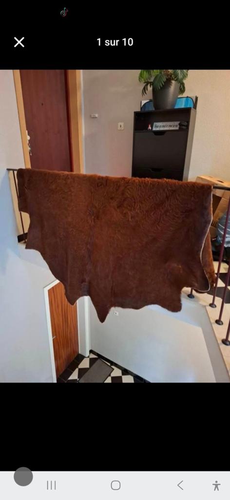 Peau de vache ikea en éxcellent etat comme neuf, Enlèvement