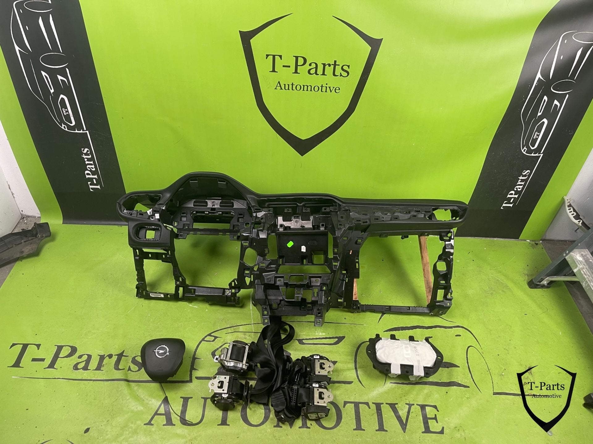 opel corsa F dashboard airbag set stuur airbag 19+, Auto-onderdelen, Info@fabrikant.eu, Fabrikantstraat 1
1000 AA  Amsterdam, NL