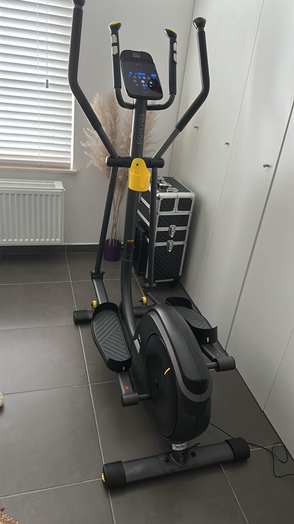 Domyos 500 crosstrainer, Sport en Fitness, Fitnessapparatuur, Zo goed als nieuw, Crosstrainer, Ophalen