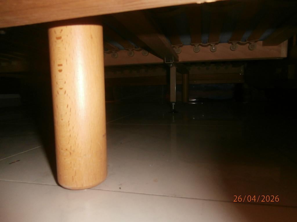 Sommier Corsa-Flex 160x200 hêtre massif 6 pieds, Comme neuf, Enlèvement, Sommier, 200 cm