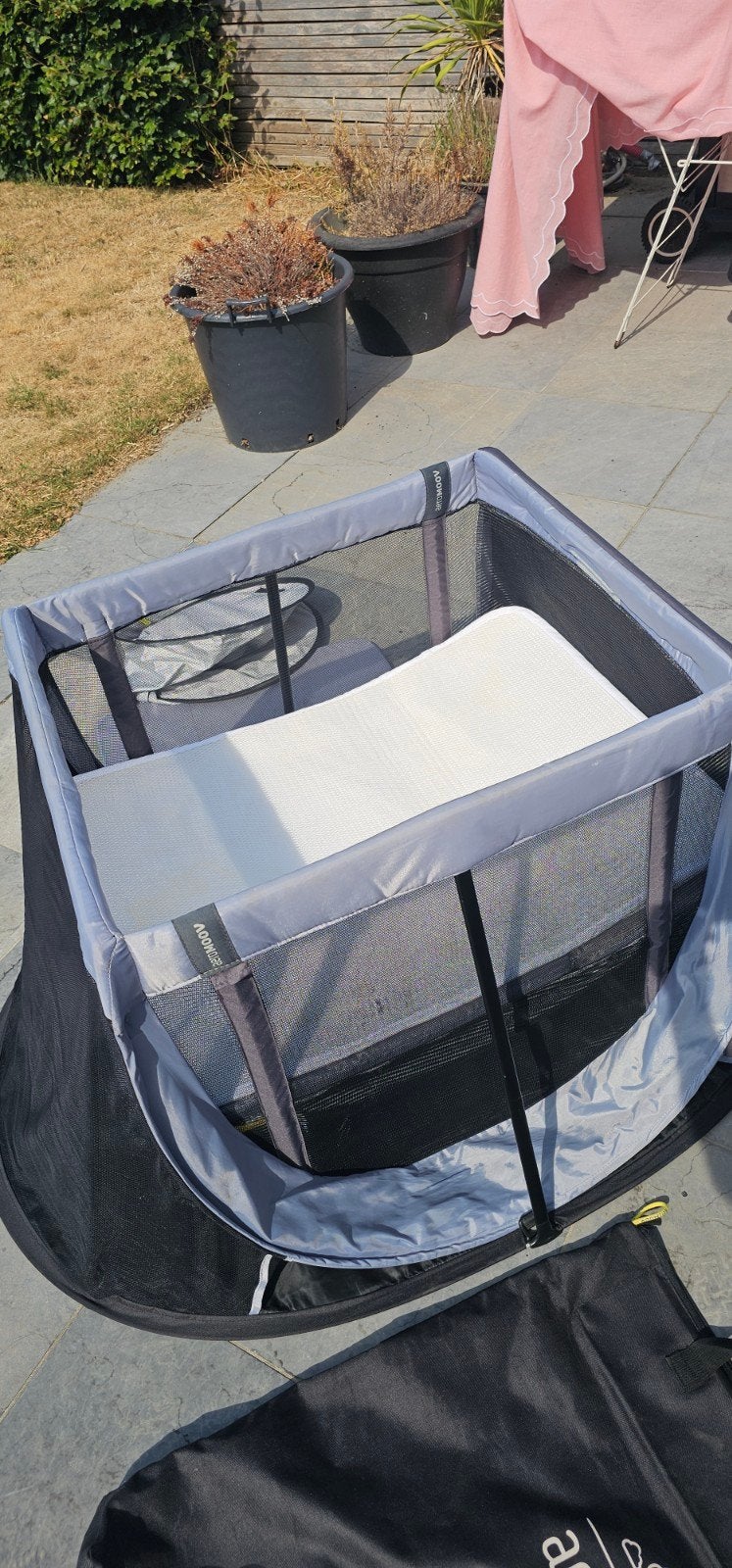Aeromoov instant reisbed kleur Stone Grey, Ophalen