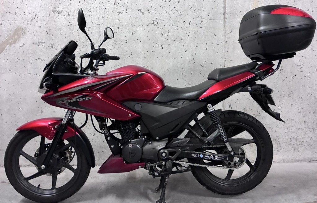 Honda CBF125, Motoren, Occasion, Particulier, 125 cc, 11 kW of minder