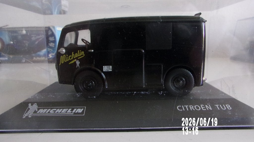 MICHELIN CITROËN TUB.IXO OFFICIEL 1/43 VITRINE ORIG., Enlèvement ou Envoi, Comme neuf, Voiture, Autres marques