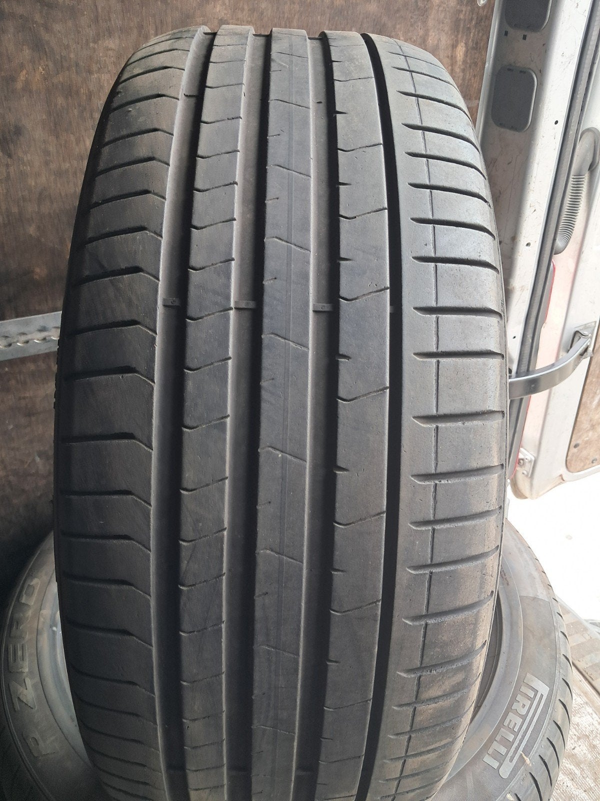 275/45/20 2754520 275/45r20 Runflat d'été, Enlèvement