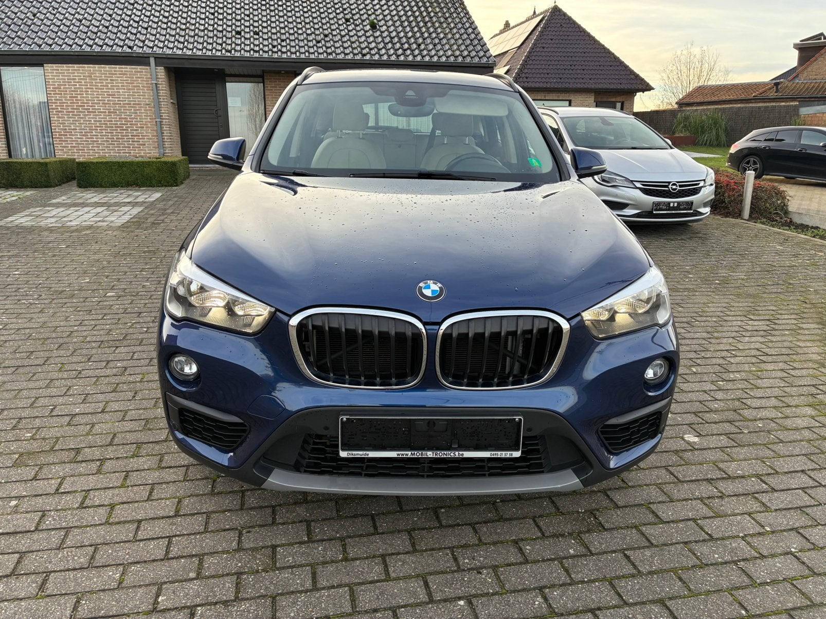 BMW X1 20i , Automaat , amper 88.000km, 4 cilinders, Blauw, 5 zetels, SUV of Terreinwagen