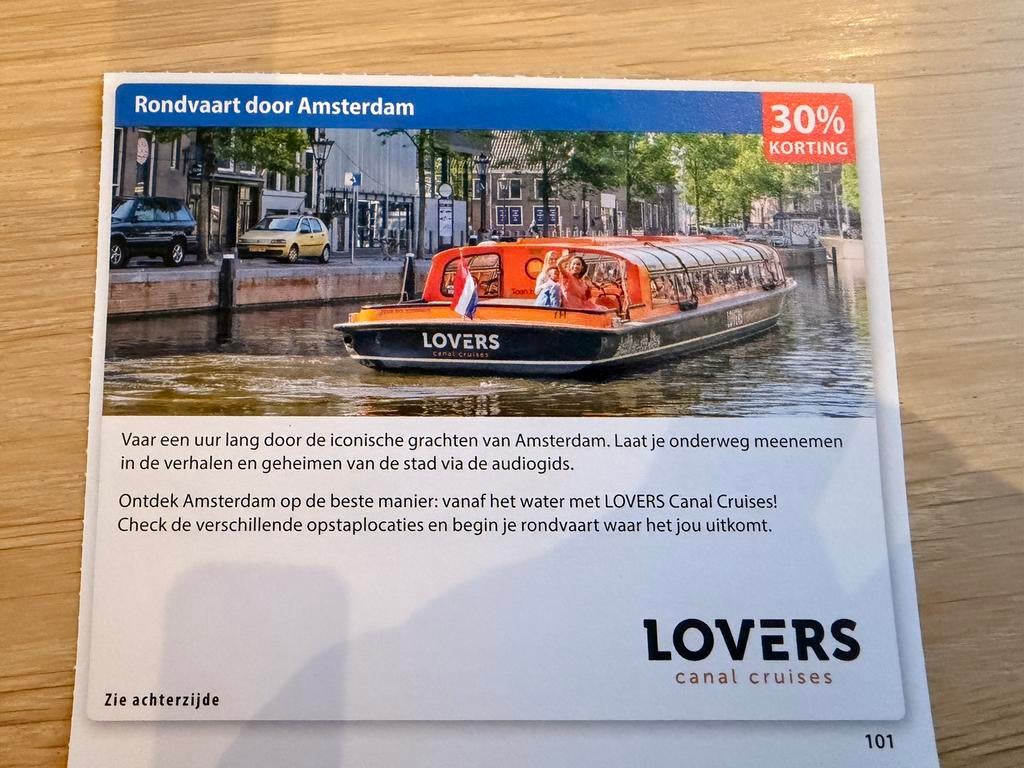 Kortingscode voor rondvaart door Amsterdam. Rederij Lovers, Tickets & Billets, Loisirs | Autre, Trois personnes ou plus, Carte de réduction