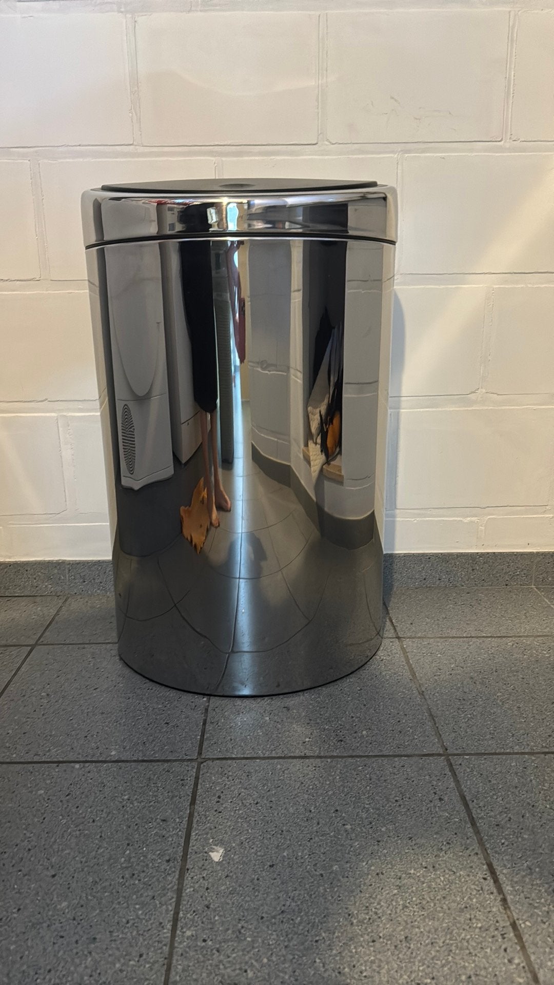 Brabantia Touch Bin 40L - Comme neuf, Maison & Meubles, Accessoires pour la Maison | Poubelles, Comme neuf, Inox, 50 – 75, 40 litres ou plus
