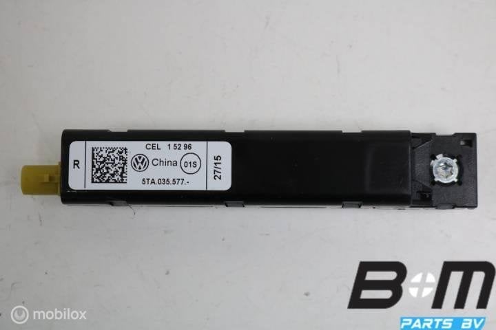 Antenneversterker VW Touran 5T 5TA035577, Gebruikt