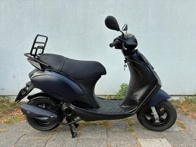 MOOIE PIAGGIO ZIP 4 TAKT 2V A KLASSE BOUWJAAR 2017, Ophalen, Zip, Klasse A (25 km/u), Benzine