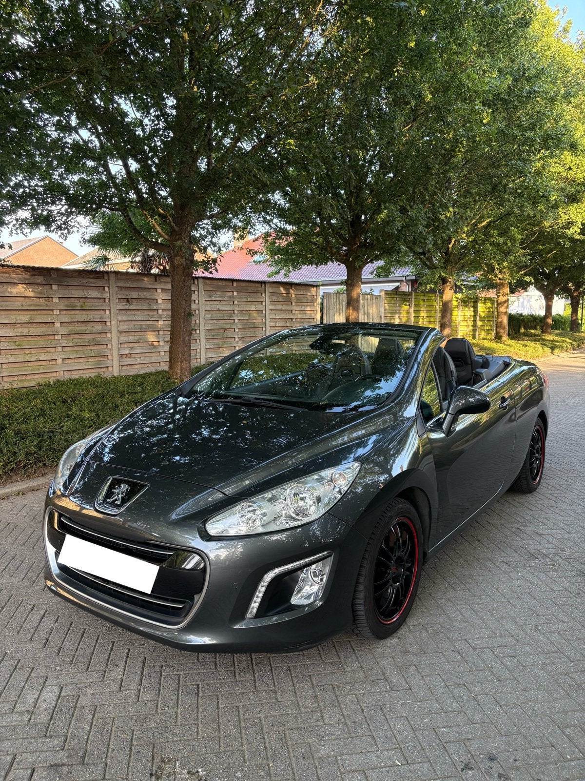 Peugeot 308 cc / 72 000 km / 2012 Benzine, Euro 5, Cabriolet, Handgeschakeld, Particulier
