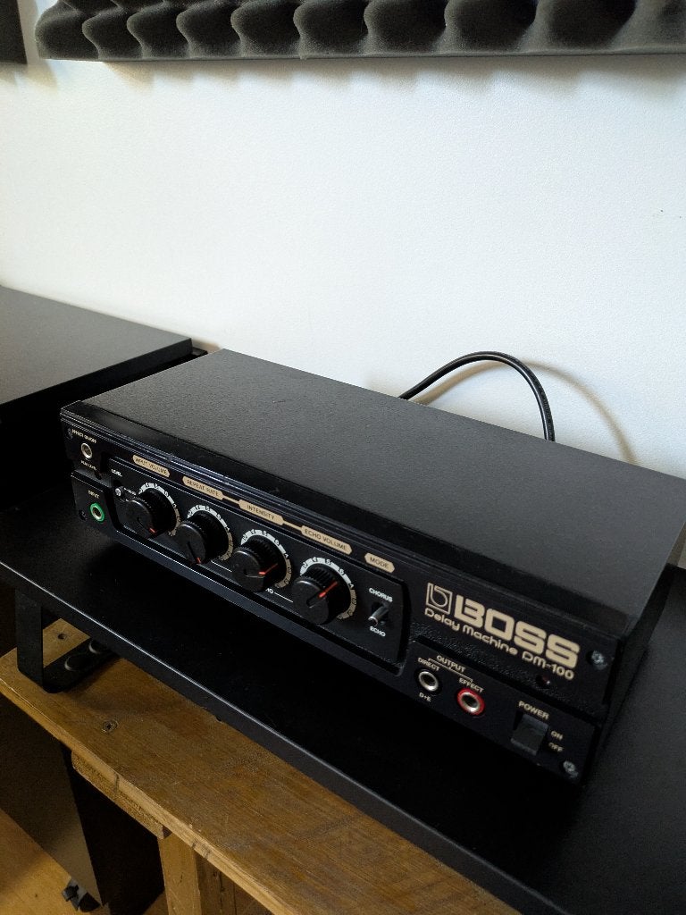 Boss DM-100, Ophalen, Zo goed als nieuw