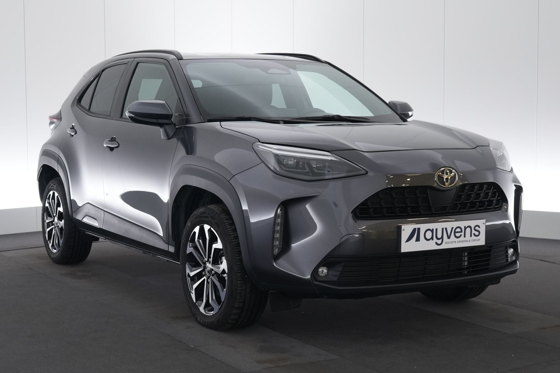 (2FNF117) TOYOTA YARIS CROSS, Autos, Argent ou Gris, Achat, Réception radio numérique, Entreprise
