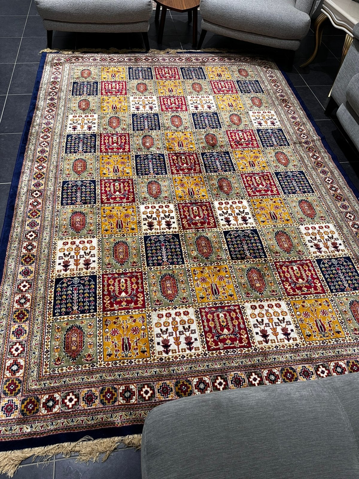 Grand tapis oriental 290 x 200 cm