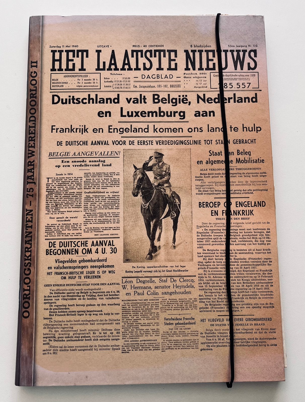 Officiële verzamelmap reeks "Oorlogskranten", Ophalen of Verzenden, 1940 tot 1960, Krant