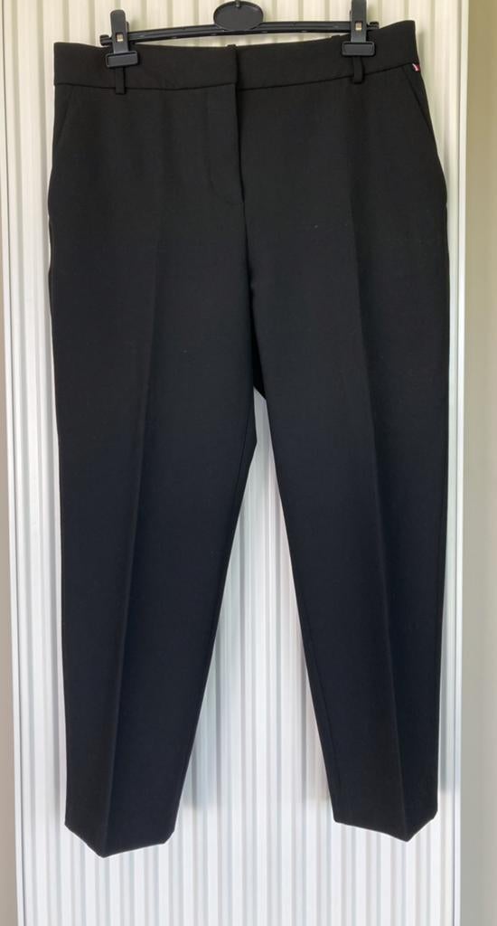 Damesbroek Tommy Hilfiger mt 42, Kleding | Dames, Zwart, Maat 42/44 (L), Ophalen of Verzenden, Zo goed als nieuw