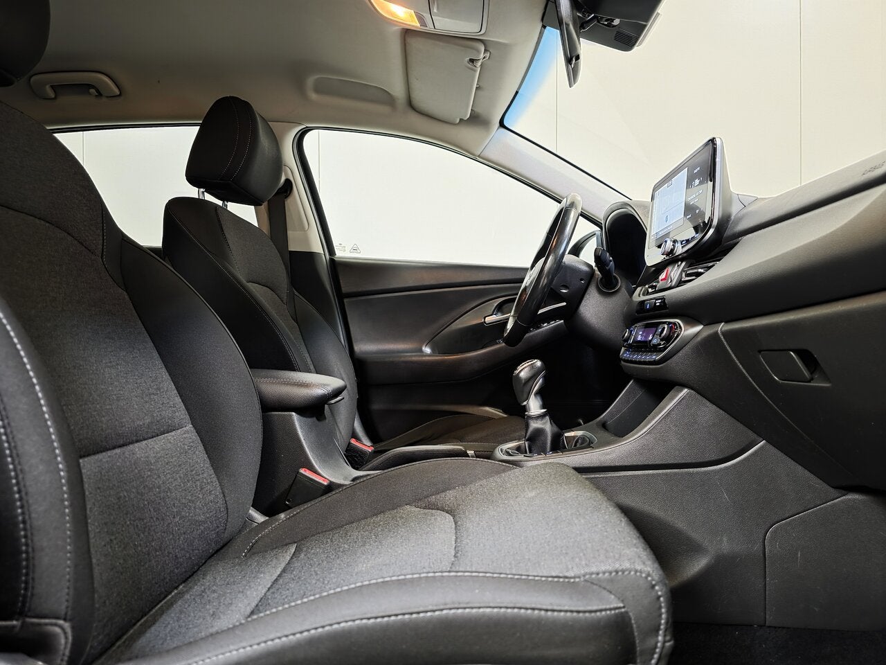 Hyundai i30 1.6d Mild Hybrid - GPS - Topstaat! 1Ste Eig!, Autos, Argent ou Gris, Achat, Euro 6, https://public.car-pass.be/vhr/0a9b16cb-c019-4701-9f45-013dec7b7043