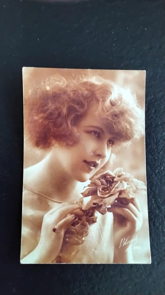 Romantiek jaren 20-30, Verzamelen, Postkaarten | Themakaarten, Ophalen of Verzenden, 1920 tot 1940, Gelopen, Feest(dag)