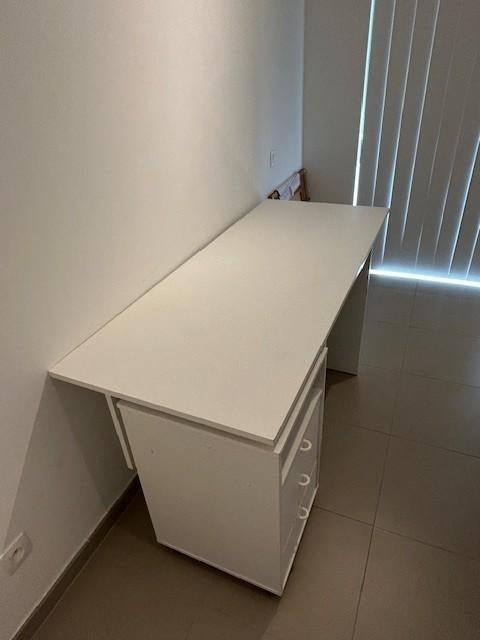 bureau wit met ladeblok, Huis en Inrichting, Ophalen, Gebruikt